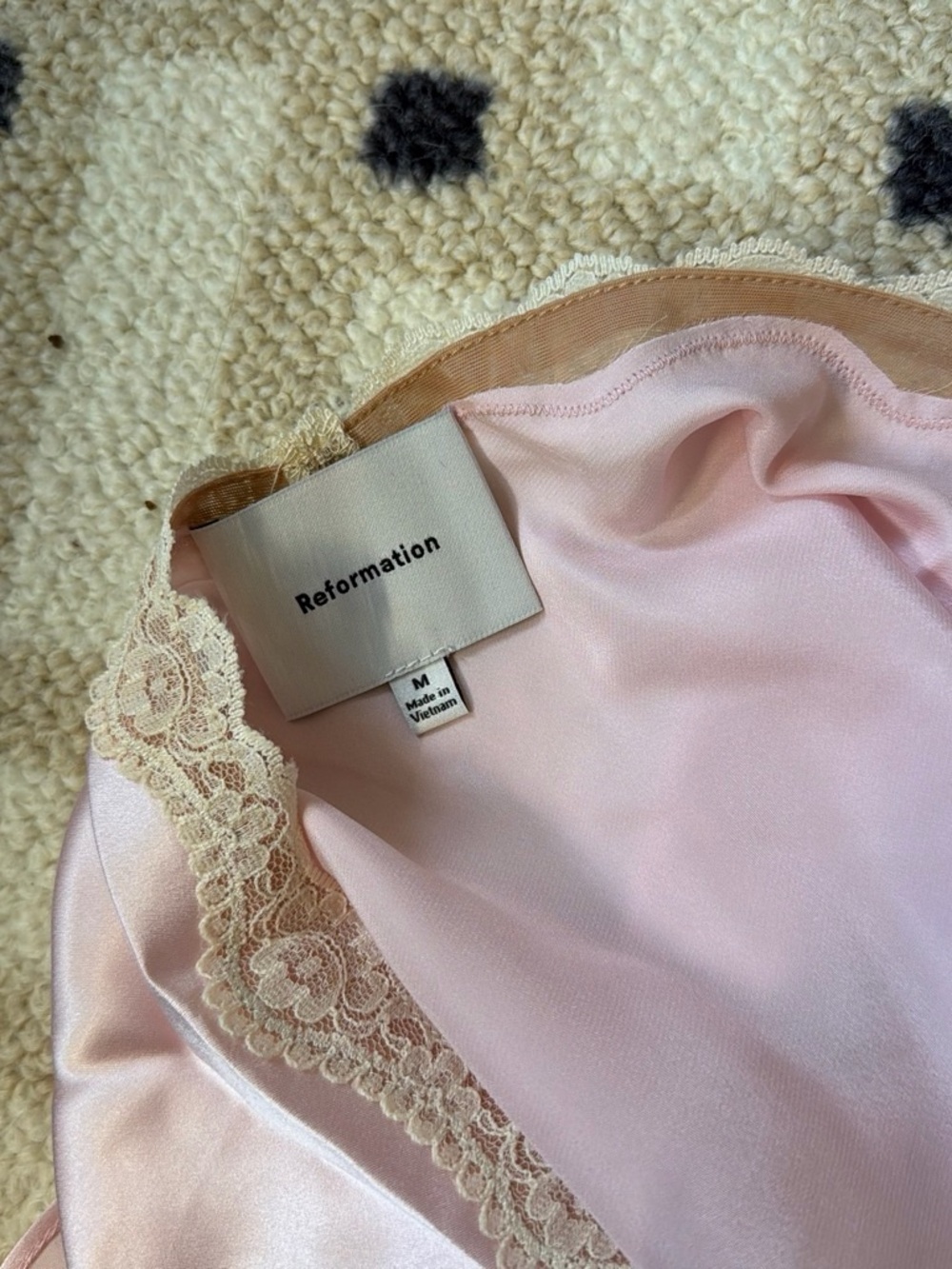 Reformation Monica pink silk top size M - Picture 6 of 6